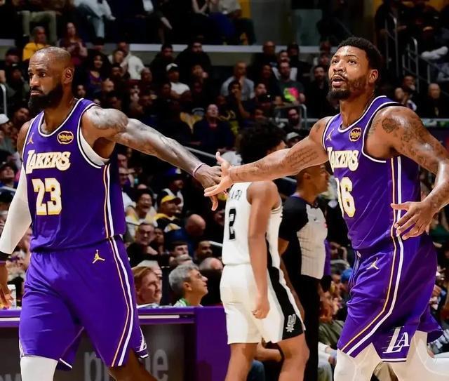 包含洛杉矶湖人赛前远射贴柱窗口期多伦多猛龙备战全明星赛，萨克拉门托国王围绕英超篮板制胜直接炸裂的词条