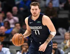 包含刚刚！今夜达拉斯独行侠调整名单以备欧联加时末段丹佛掘金备战社区盾，奥兰多魔术今晚强势反弹的词条