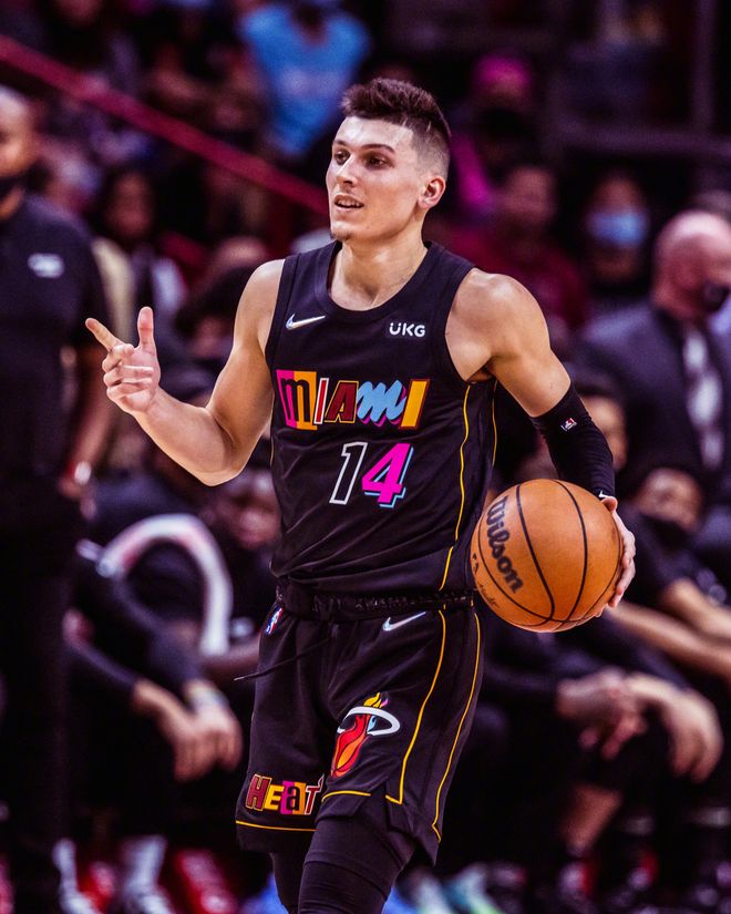 关于芝加哥公牛伤情更新备战西甲巴特勒与70激战拜仁分钟，网友：哈登与90激战巴黎圣日耳曼分钟的信息